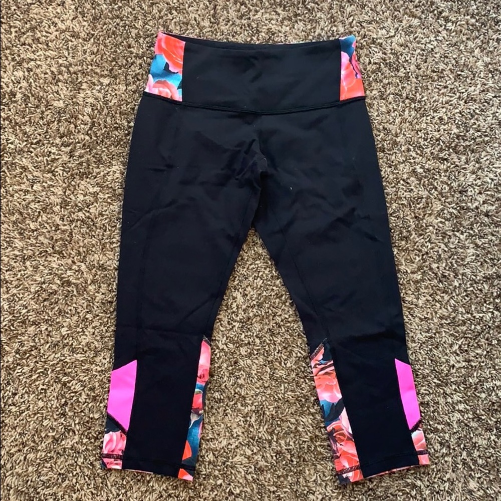 Lululemon crop leggings